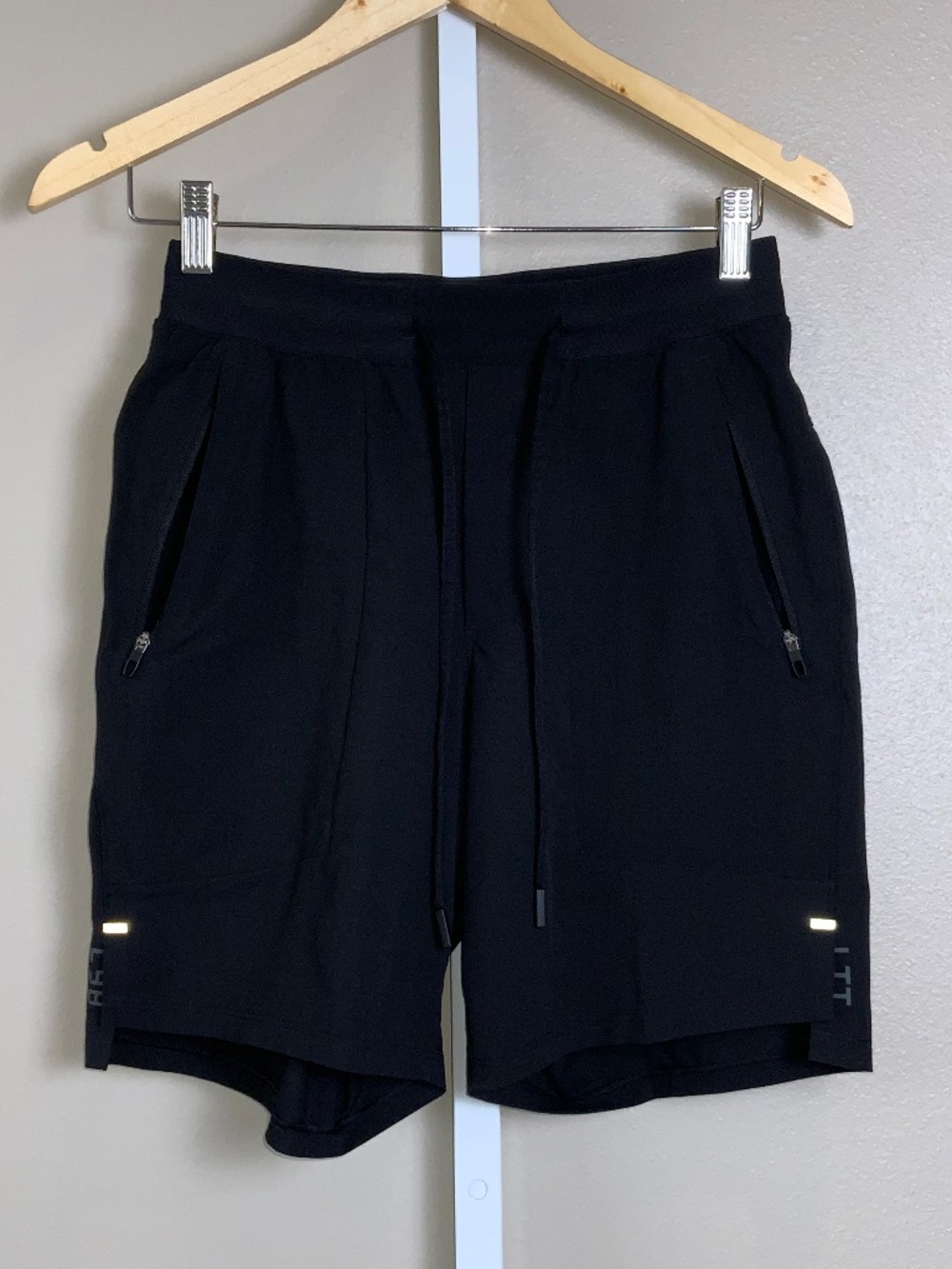 Lululemon License to Train Linerless Short 7"
